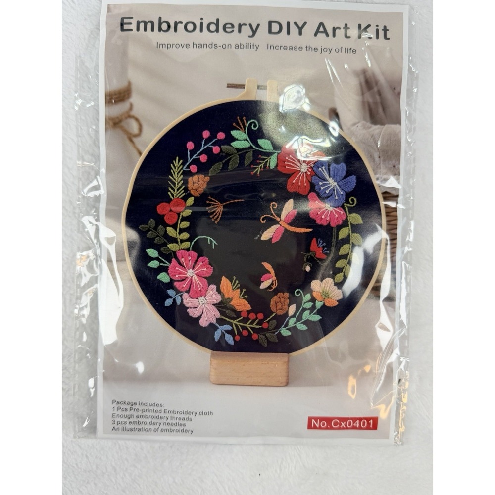 Embroidery DIY Art Craft Kit Needlepoint Floral‎ Black Cx 0401 Cottage Colorful